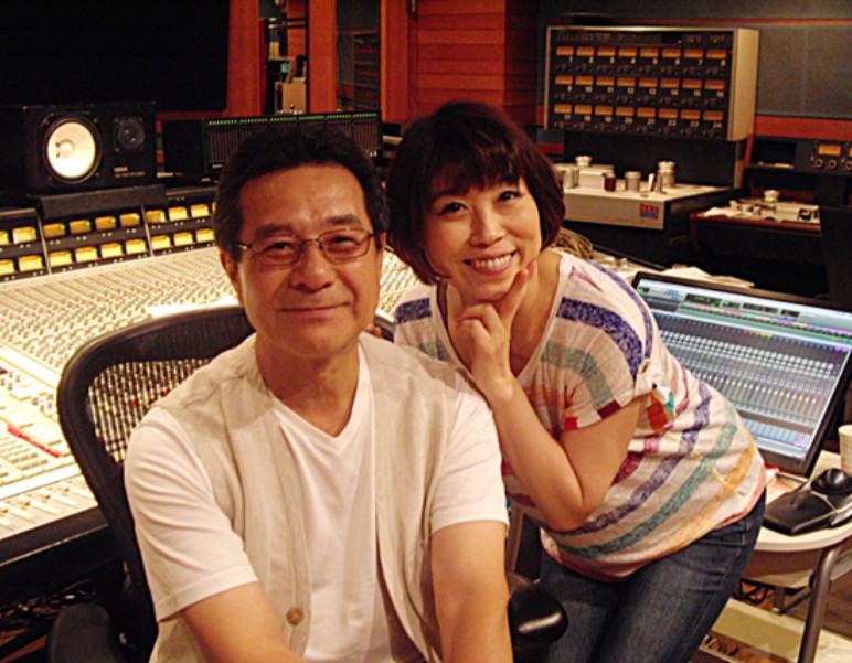 父親と家族の支えは年収アップにどう影響したのか